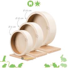 Hamster terrarium met houten loopwiel